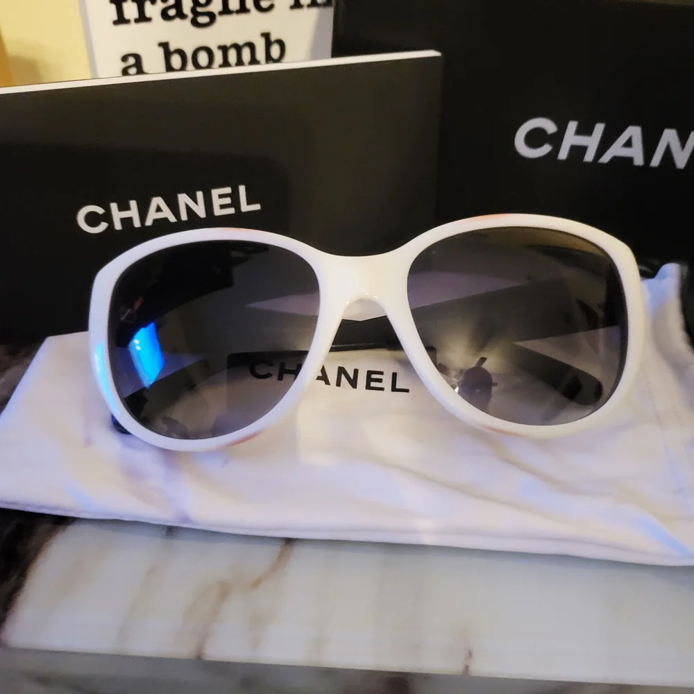 CHANEL Quilted Sunglasses 5199-Q - Picture 2 of 7